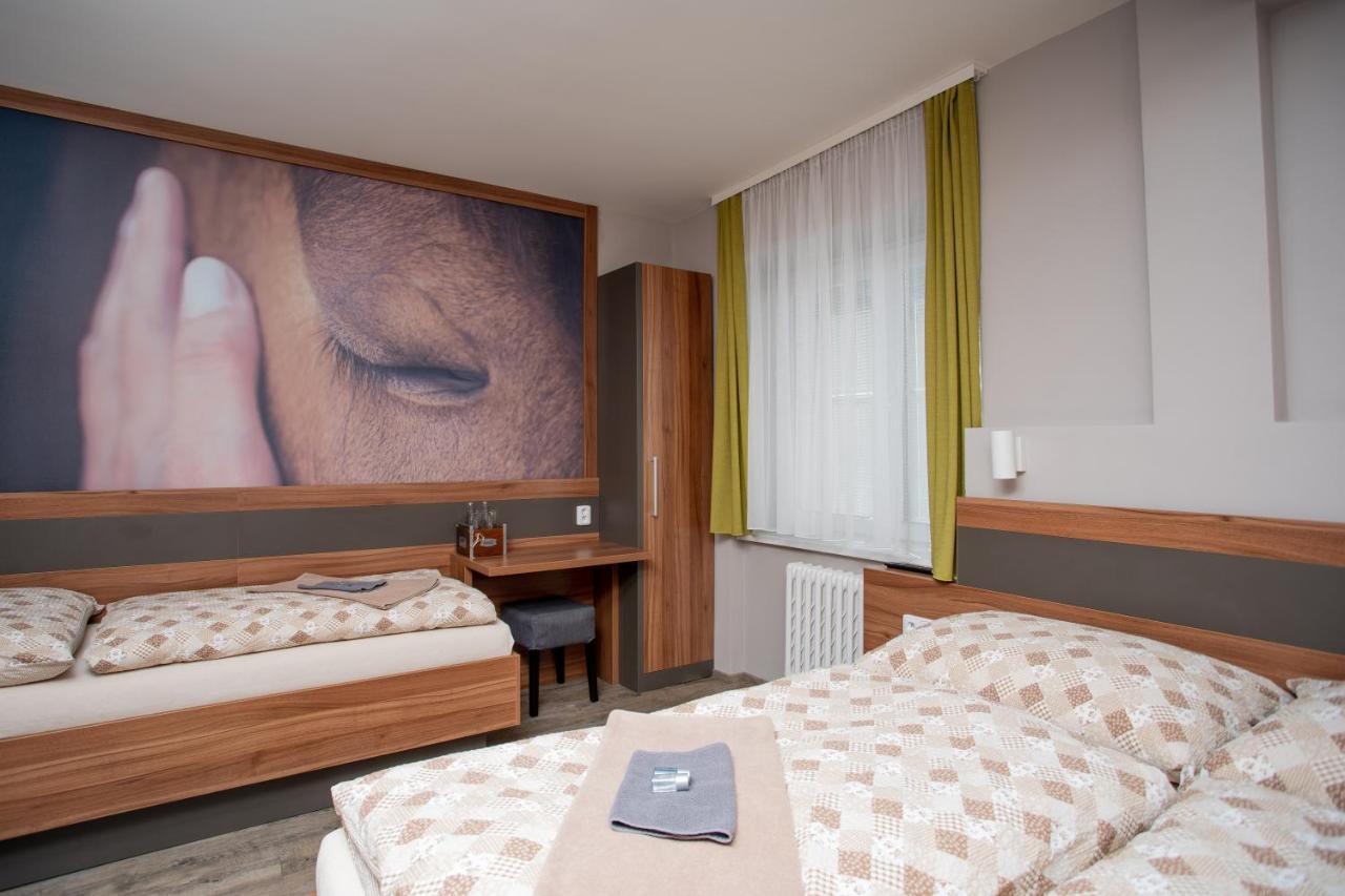 Hotel U Kone Beroun  Extérieur photo